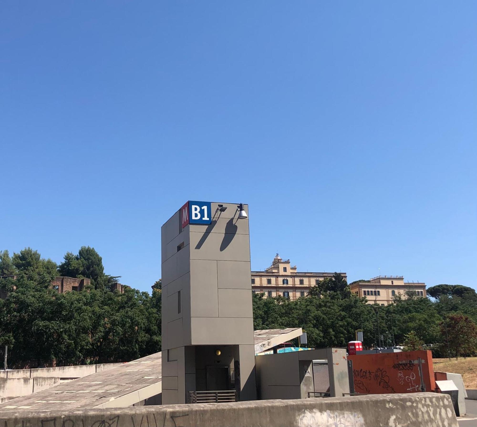 Viale Eritrea 43 Appartamento